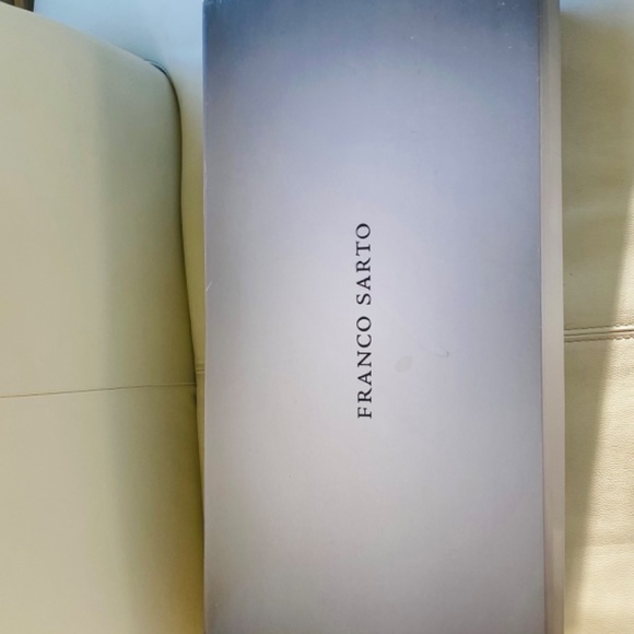 Franco Sarto taupe suede knee high boots - Picture 4 of 5